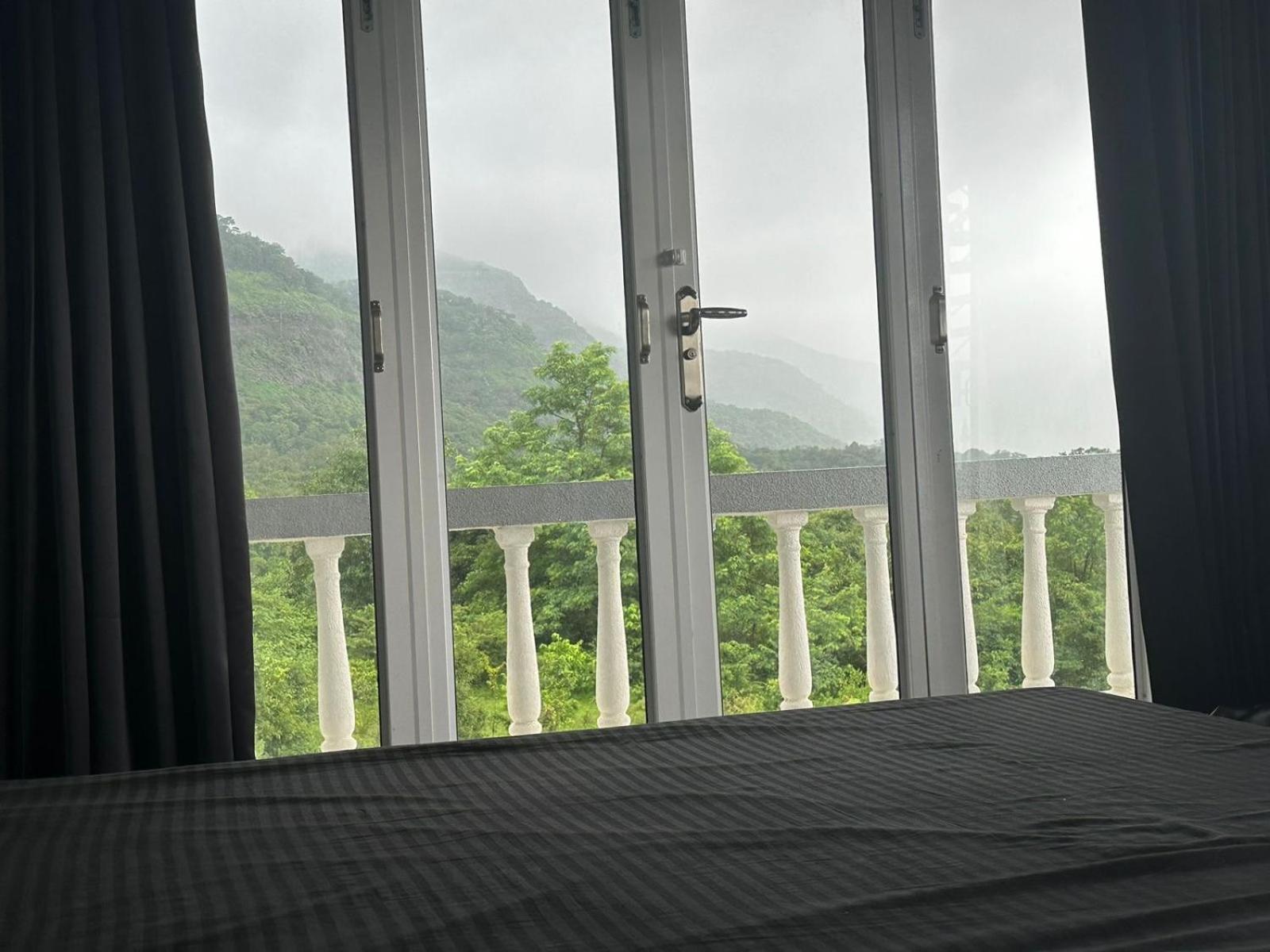 Prana Healing House Villa Pune Eksteriør bilde